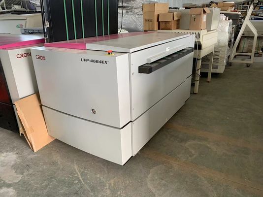 830 मिमी स्पेक्ट्रल संवेदनशीलता थर्मल प्लेट सीटीपी प्लेट बनाने की मशीन तेज़ और सटीक परिणामों के लिए